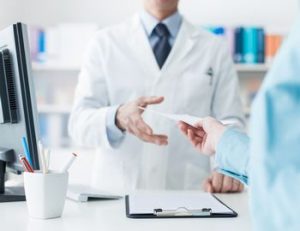 伊勢屋薬局の中途採用事情＆求人情報を入手する方法
