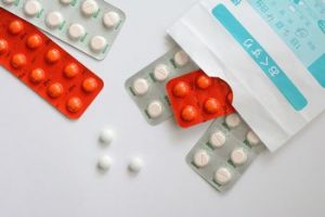 御代の台薬局の中途採用事情と年収、就労環境について